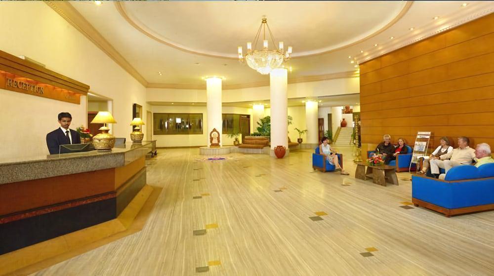 Sangam Hotel, Tańdźawur Zewnętrze zdjęcie