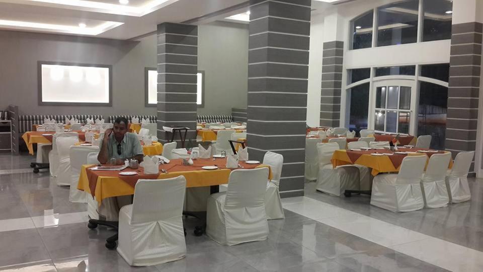 Sangam Hotel, Tańdźawur Zewnętrze zdjęcie
